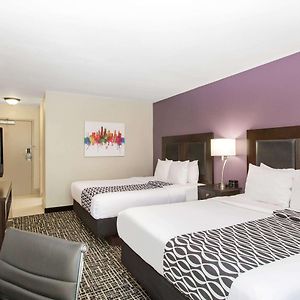 La Quinta By Wyndham Blue Springs
