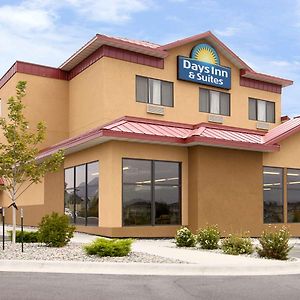 Days Inn & Suites By Wyndham Bozeman