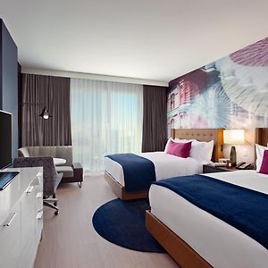Premium Queen Room
