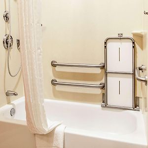 Queen Suite Mobility accessible