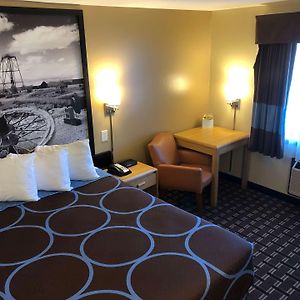Queen Room Mobility accessible