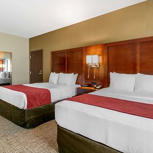Comfort Suites