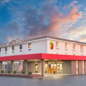 Super 8 By Wyndham Terre Haute