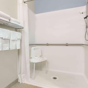 Queen Room Disability Access