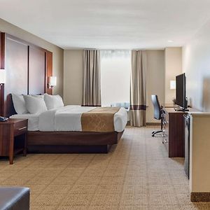 King Suite Mobility accessible