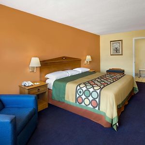 Super 8 By Wyndham Breaux Bridge
