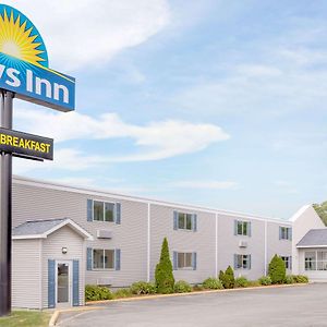 Days Inn By Wyndham Cedar Falls- University Plaza