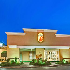 Super 8 By Wyndham Norman