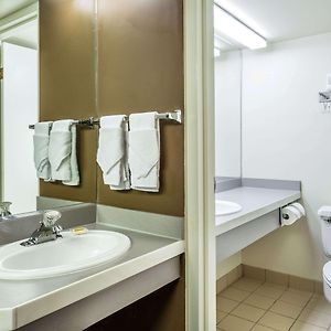 Studio King Suite Non-Smoking