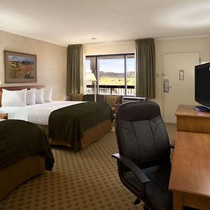 Days Inn & Suites By Wyndham Trinidad