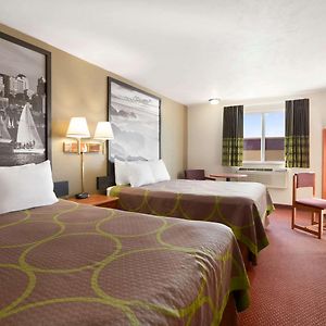 Deluxe  Room Disability Access