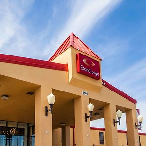 Econo Lodge Truman Inn
