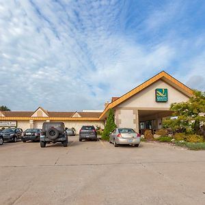 Quality Inn & Suites Escanaba North