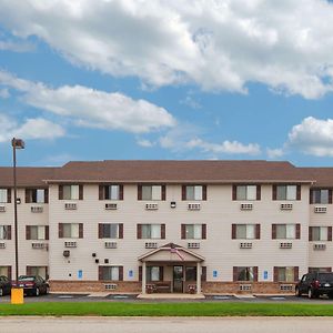 Super 8 By Wyndham Mason City