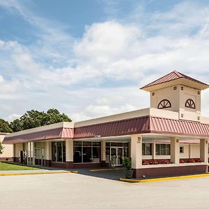 Super 8 By Wyndham Gaffney