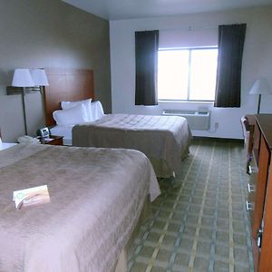 Standard Queen Room Two Queen Beds Smoking