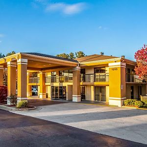 Quality Inn & Suites Atlanta Stone Mountain