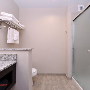 Queen Suite