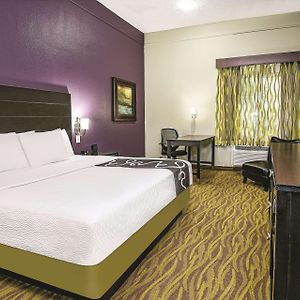 King Room Mobility or hearing accessible
