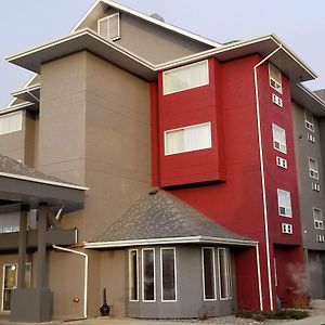 Surestay Plus Hotel By Best Western Lethbridge