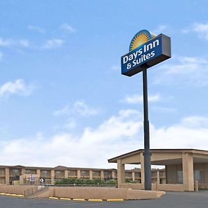 Days Inn & Suites By Wyndham Santa Rosa, Nm