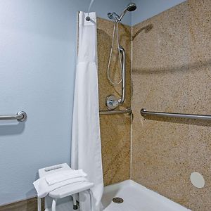King Room Mobility accessible