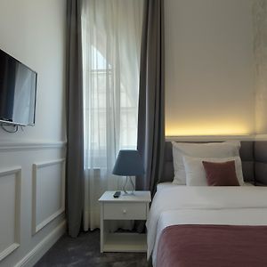 Standard Room with 1 Single Bed