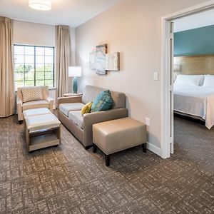 One-Bedroom King Suite