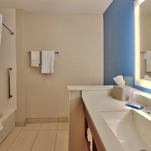 King Suite Mobility accessible