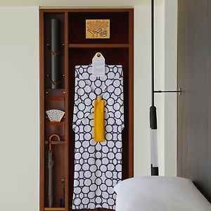 Upper Floors King Room