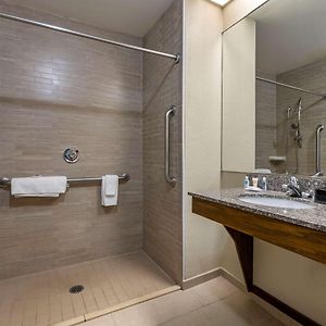 King Room Mobility accessible