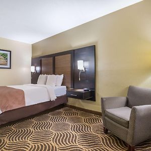 Quality Inn & Suites Florence - Cincinnati South