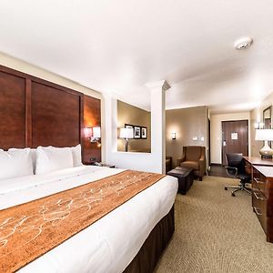 Upgraded King Suite
