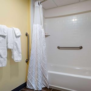 First Floor Queen Room Mobility accessible