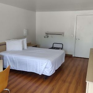 Travelodge By Wyndham Fayetteville