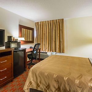 Queen Room Mobility accessible