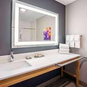 Queen Room Disability Access