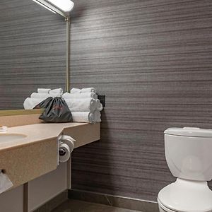 Queen Room Mobility accessible