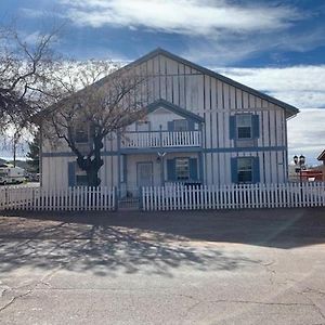 Tombstone Bordello Bed & Breakfast