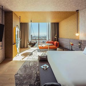 Superior King Suite
