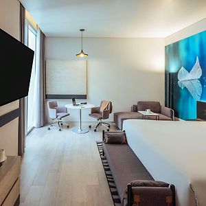 Executive King Room