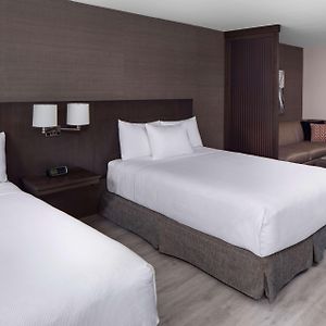 Queen Suite Disability Access