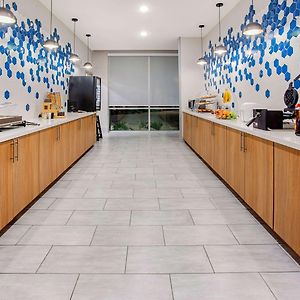 King Room Mobility or hearing accessible
