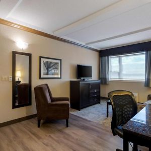 Queen Suite Disability Access