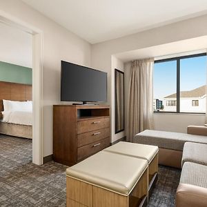One-Bedroom King Suite