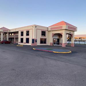 Baymont Inn By Wyndham Odessa University Area