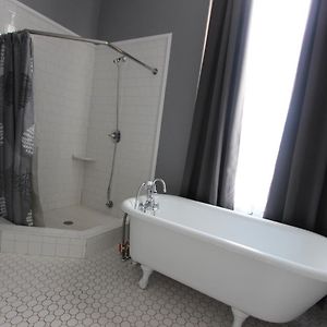 Main House King Suite