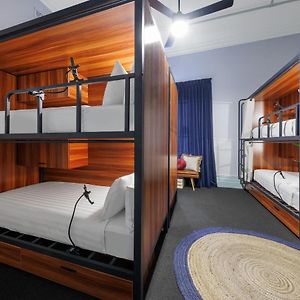 Dormitory Room Mixed
