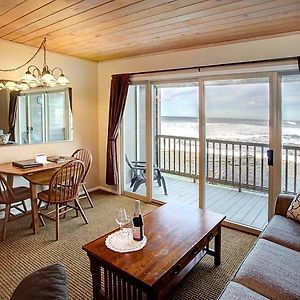 Oceanfront Queen Studio