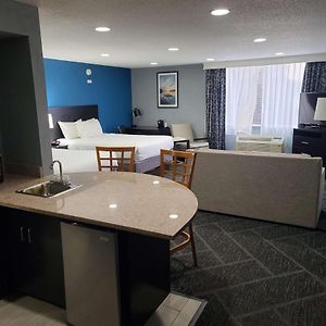 Executive Queen Room